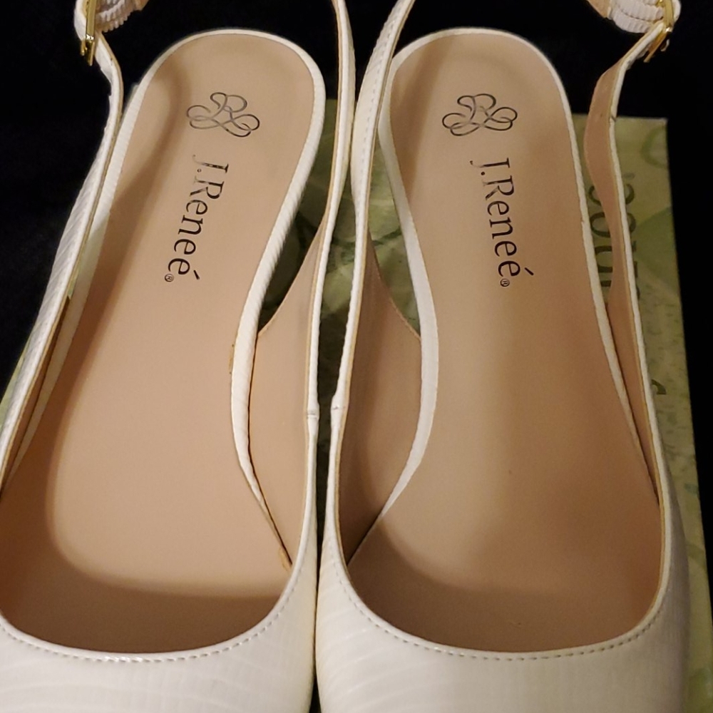 J. Renée White Lizard Print Sling Backs - Picture 7 of 9